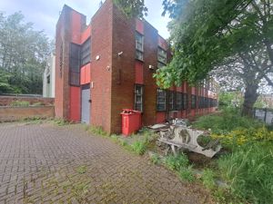 Photo 4- click for photo gallery